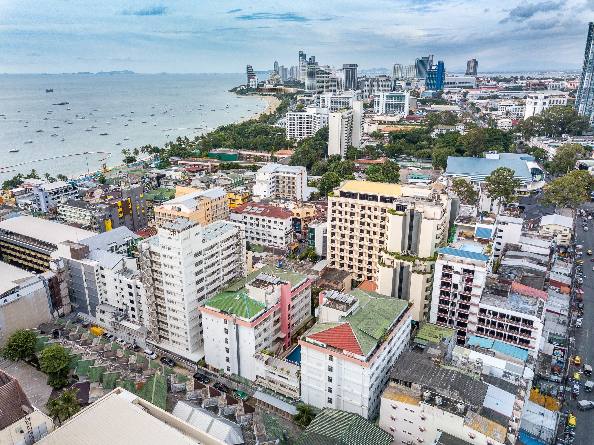 Eastiny Place Hotel Pattaya Exterior foto