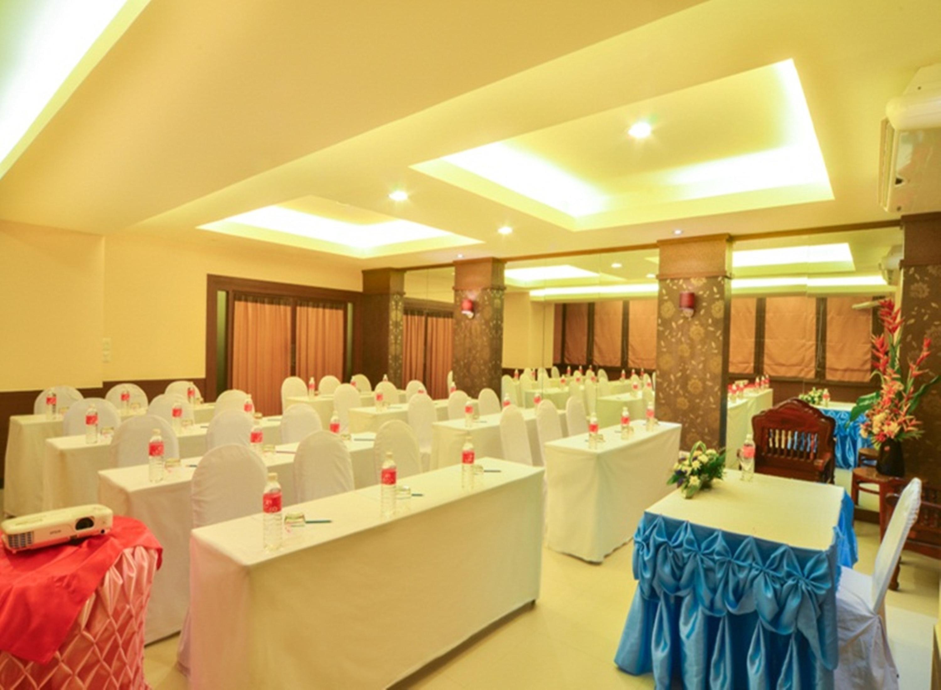 Eastiny Place Hotel Pattaya Exterior foto